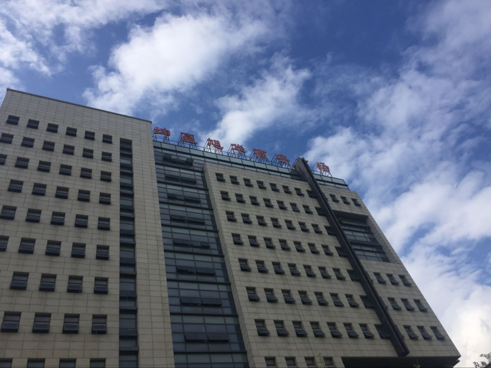 上海坤贏(yíng)大酒店空調(diào)、熱水改造工程